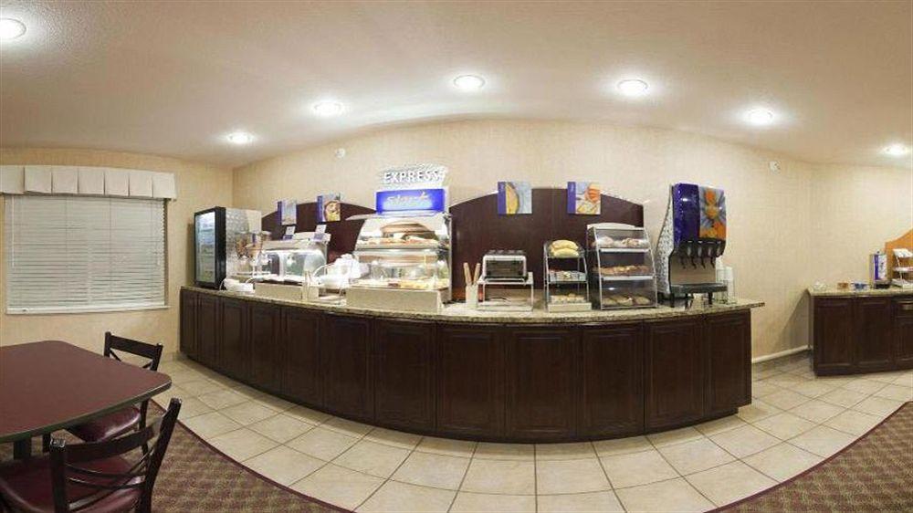 Holiday Inn Express Hotel & Suites Maryville By Ihg Екстер'єр фото